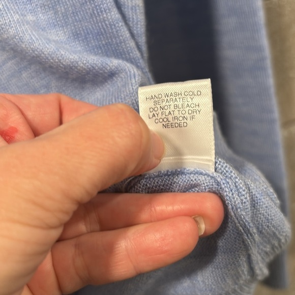 Turnbury 100% Extra Fine Merino wool light blue 1/4 button sweater size Medium - Picture 4 of 8